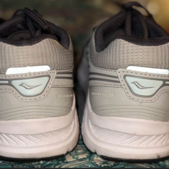 Women’s Gray Athletic Shoes - Picture 4 of 8